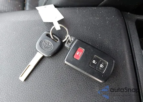 2018 Toyota Tacoma Trd Sport from USA, damaged, VIN 3TMCZ5AN5JM153806